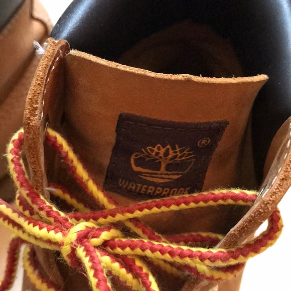 Timberland waterproof boots - women’s 8.5 - Picture 2 of 5